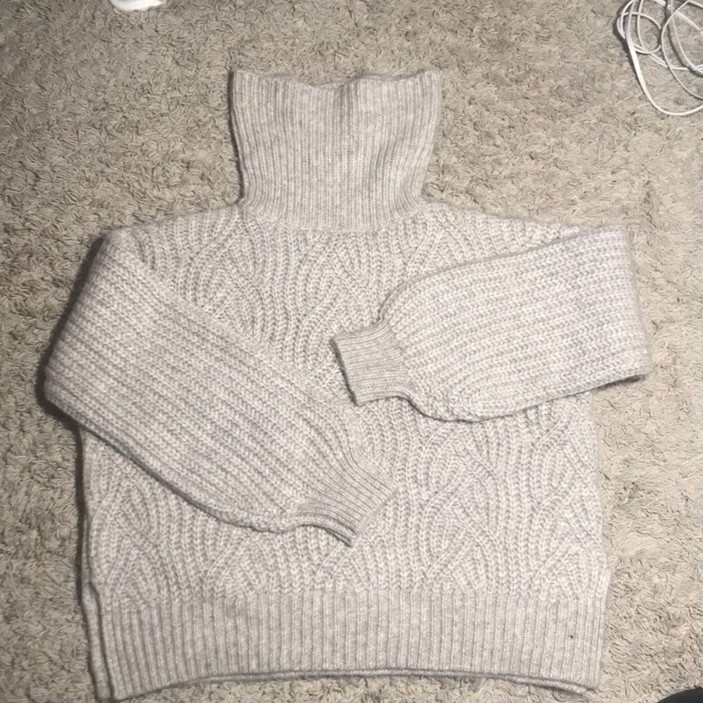 Super soft turtle neck
